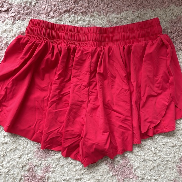 Red athletic shorts - Picture 3 of 3